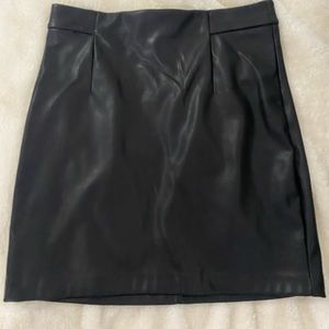 Dynamite Skirt